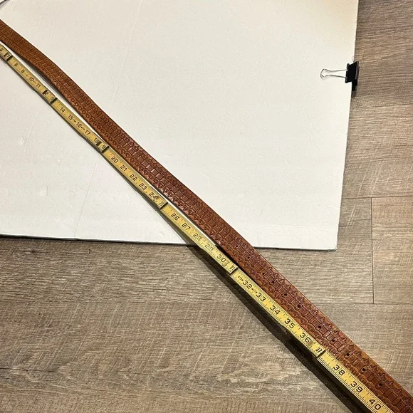 Vintage Brown tooled Leather Patterned Belt with Silver removable buckle 30-39” - Picture 6 of 6